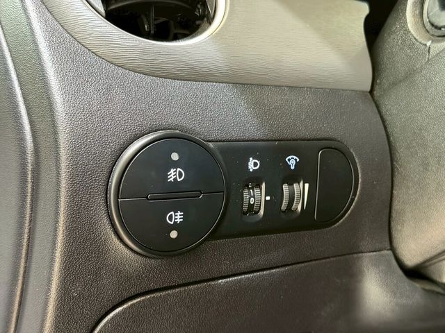 HYUNDAI現代 I10  第11張相片