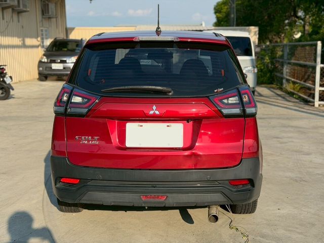 MITSUBISHI三菱 COLT PLUS  第3張相片