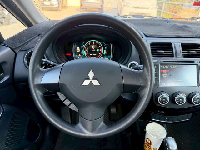 MITSUBISHI三菱 COLT PLUS  第9張相片