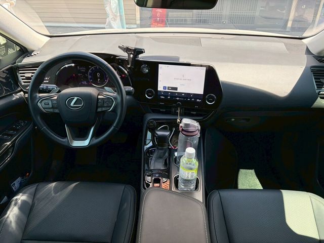 LEXUS凌志 NX200  第9張相片