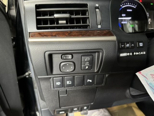 LEXUS凌志 ES300H  第19張相片