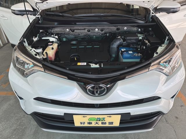 TOYOTA豐田 RAV4  第6張相片