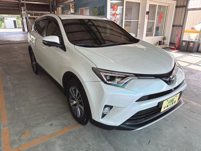 TOYOTA豐田 RAV4  第7張相片