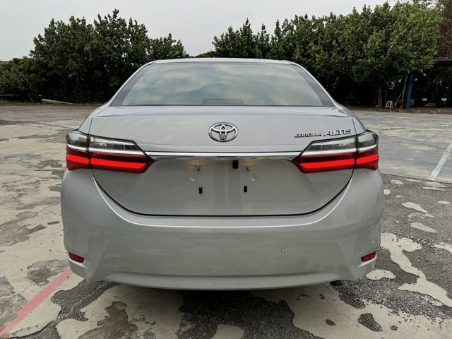 TOYOTA豐田 ALTIS  第4張相片
