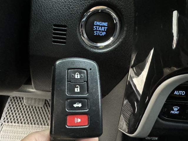 TOYOTA豐田 ALTIS  第9張相片