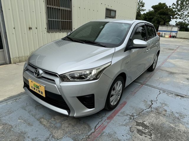 TOYOTA豐田 YARIS  第1張相片