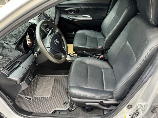 TOYOTA豐田 YARIS  第8張相片