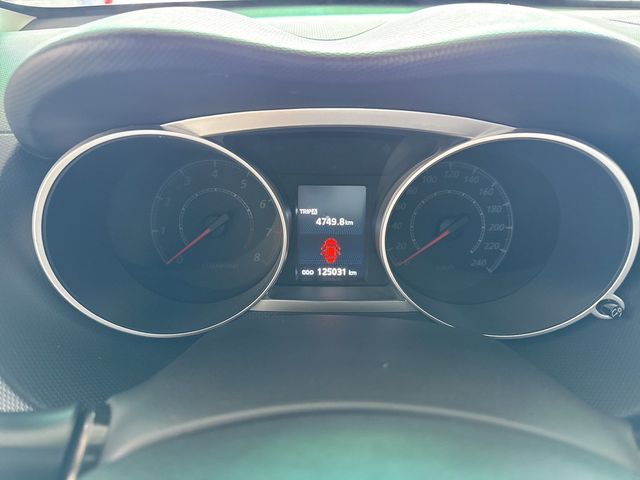 MITSUBISHI三菱 OUTLANDER  第15張相片