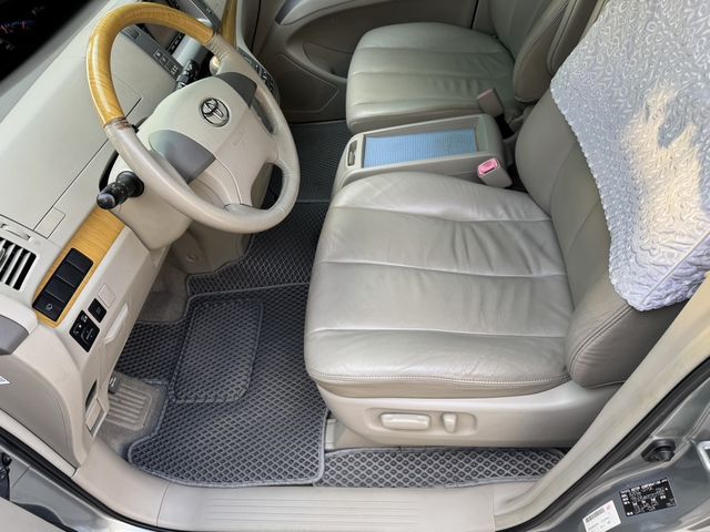 TOYOTA豐田 PREVIA  第19張相片