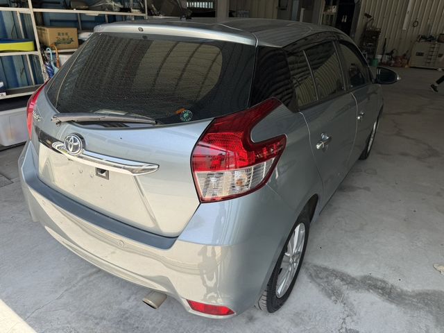 TOYOTA豐田 YARIS  第2張相片