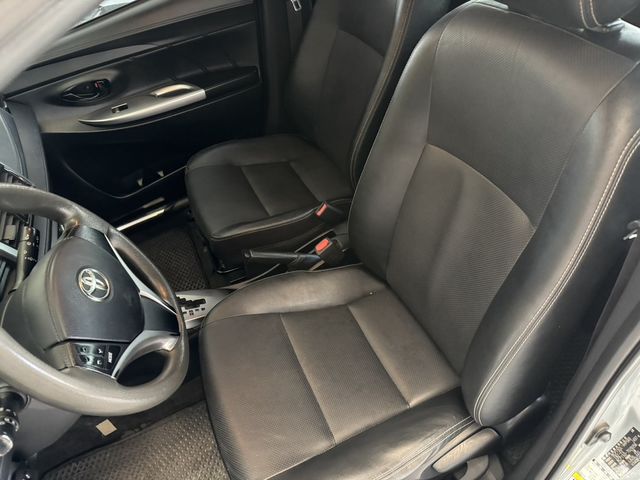 TOYOTA豐田 YARIS  第7張相片