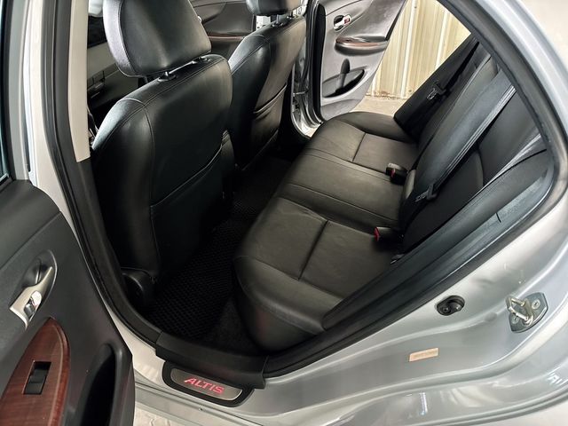 TOYOTA豐田 ALTIS  第10張相片