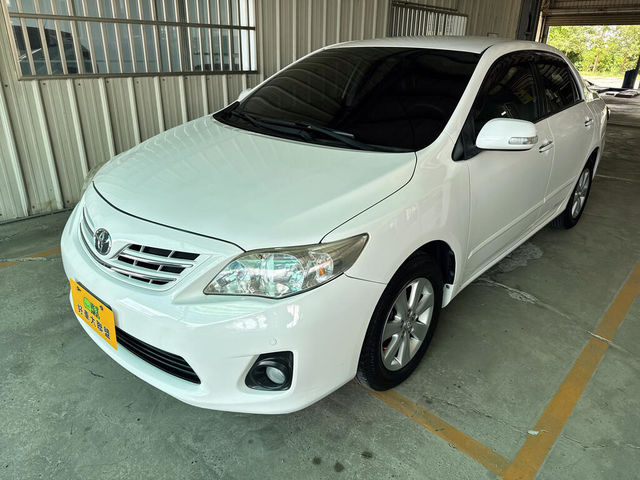 TOYOTA豐田 ALTIS  第1張相片