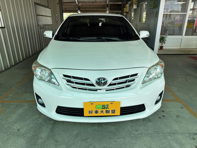 TOYOTA豐田 ALTIS  第3張相片