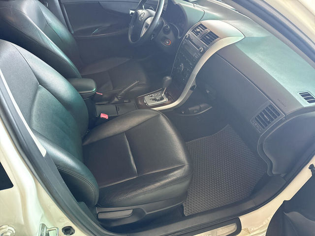 TOYOTA豐田 ALTIS  第11張相片