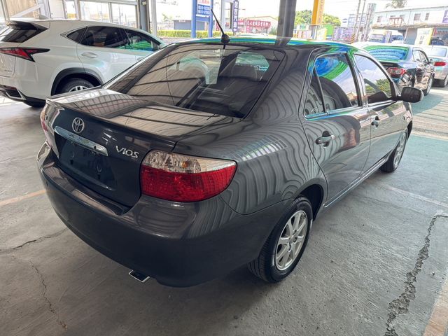 TOYOTA豐田 VIOS  第2張相片