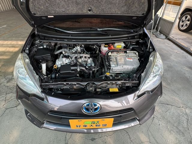 TOYOTA豐田 PRIUS C  第6張相片