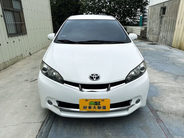 TOYOTA豐田 WISH  第3張相片