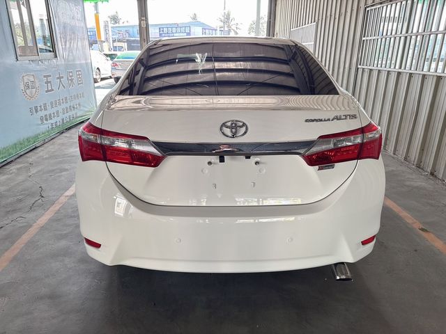 TOYOTA豐田 ALTIS  第4張相片