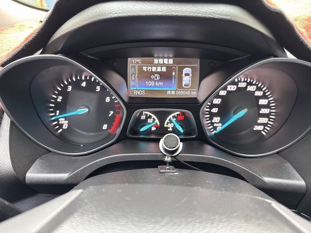 FORD福特 KUGA  第17張相片