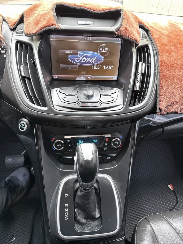 FORD福特 KUGA  第18張相片