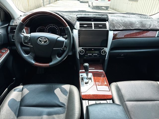 TOYOTA豐田 CAMRY  第5張相片