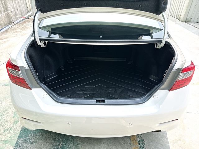 TOYOTA豐田 CAMRY  第14張相片