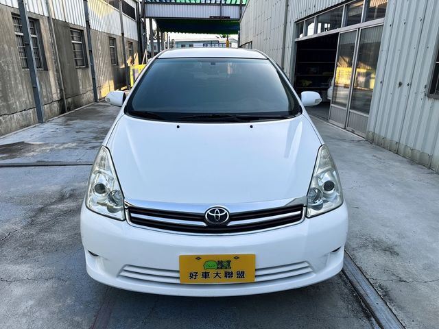 TOYOTA豐田 WISH  第3張相片