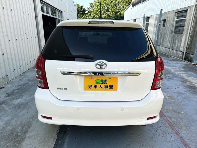 TOYOTA豐田 WISH  第4張相片