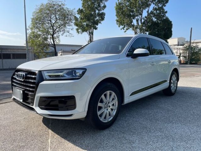 AUDI奧迪 Q7  第1張相片