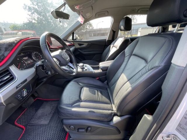 AUDI奧迪 Q7  第6張相片