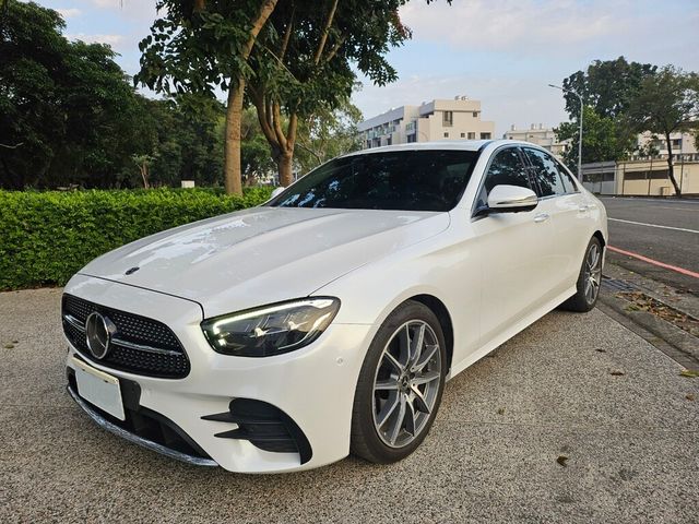 M-BENZ賓士 E300  第1張相片