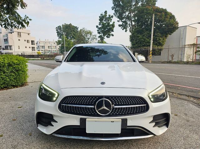 M-BENZ賓士 E300  第2張相片