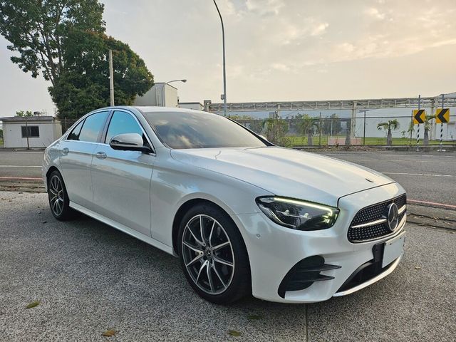 M-BENZ賓士 E300  第3張相片