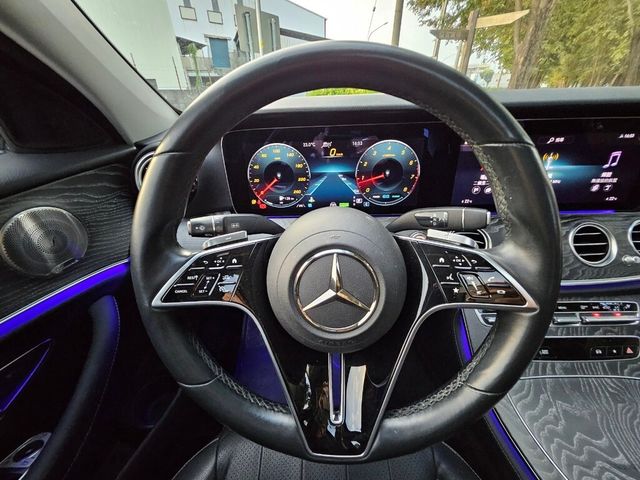 M-BENZ賓士 E300  第9張相片
