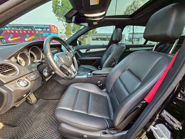 M-BENZ賓士 C250  第6張相片