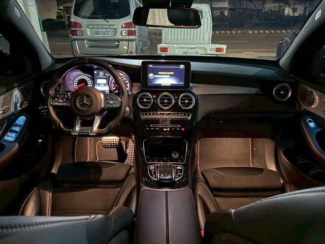 M-BENZ賓士 GLC43 AMG COUPE  第4張相片