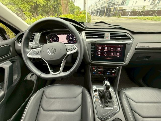 VOLKSWAGEN福斯 TIGUAN  第8張相片