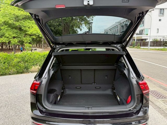 VOLKSWAGEN福斯 TIGUAN  第12張相片