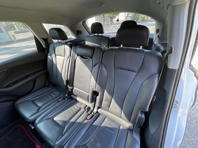 AUDI奧迪 Q7  第8張相片