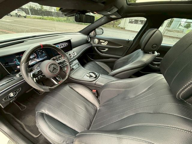 M-BENZ賓士 E300  第5張相片
