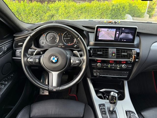 BMW寶馬 X4 XDRIVE20I  第3張相片