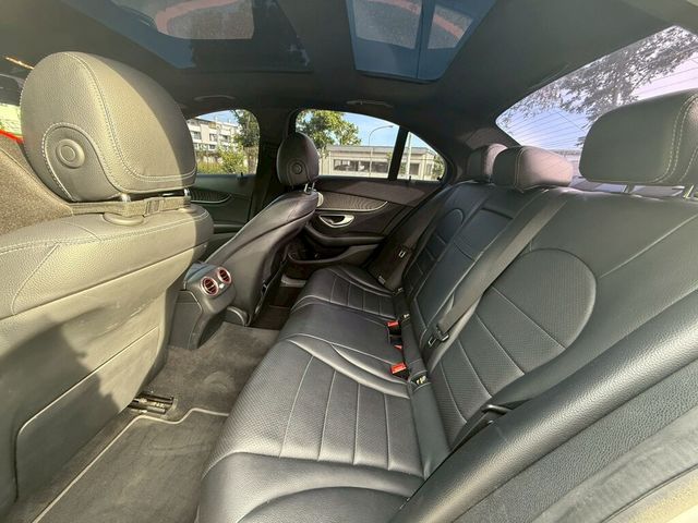 M-BENZ賓士 C300  第7張相片