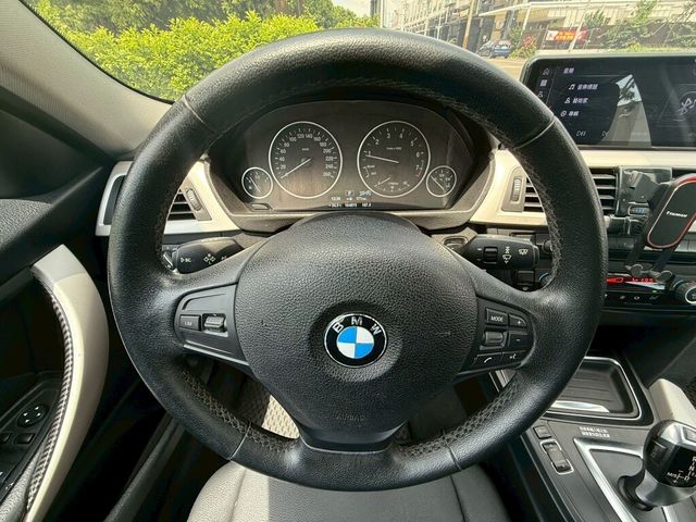 BMW寶馬 316I  第9張相片