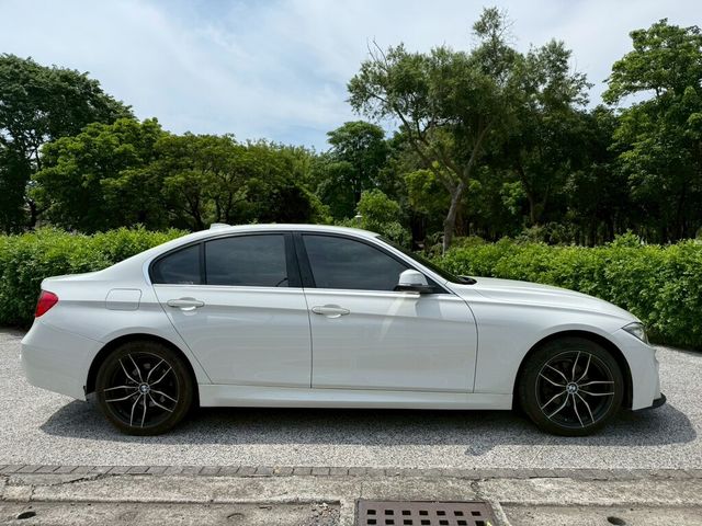 BMW寶馬 316I  第12張相片