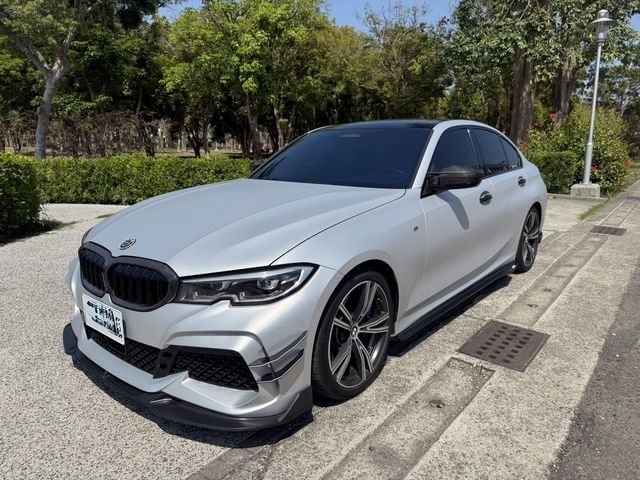 BMW寶馬 330I M SPORT  第1張相片