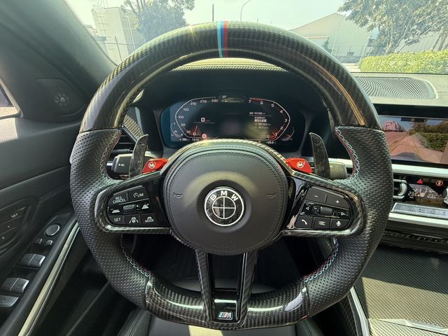 BMW寶馬 330I M SPORT  第8張相片