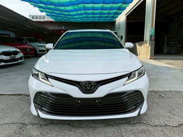 TOYOTA豐田 CAMRY  第2張相片