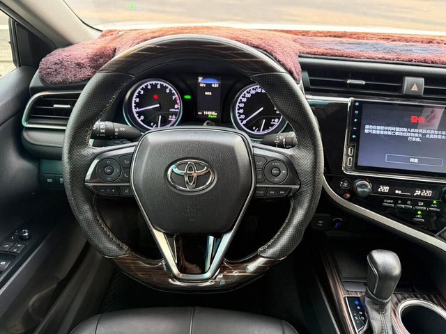 TOYOTA豐田 CAMRY  第6張相片