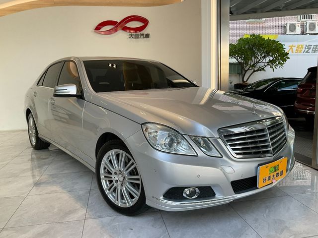 M-Benz 賓士 E300  第1張相片